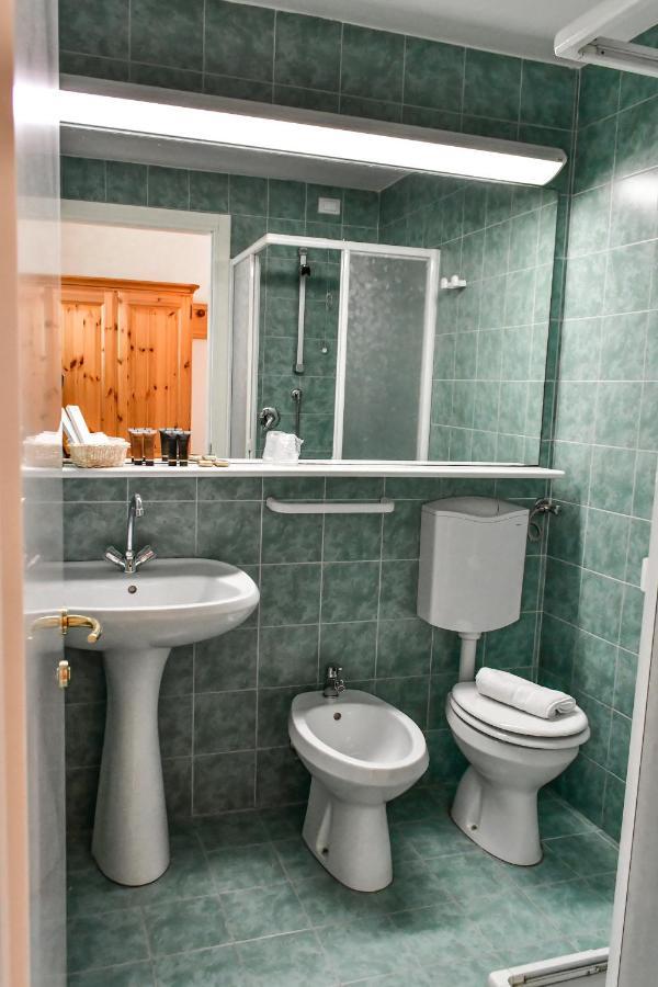 Hotel Saisera Вальбруна Екстер'єр фото