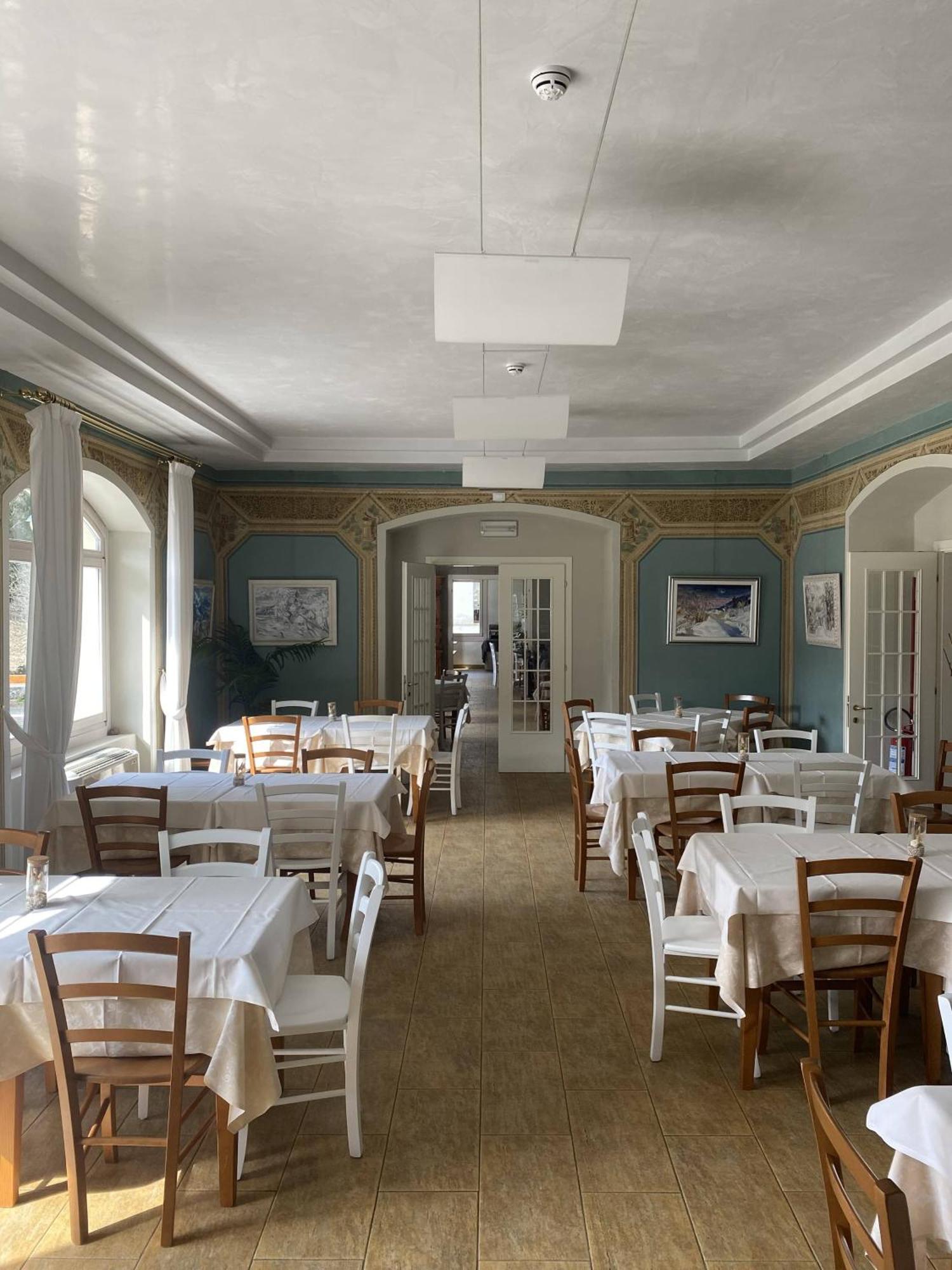Hotel Saisera Вальбруна Екстер'єр фото