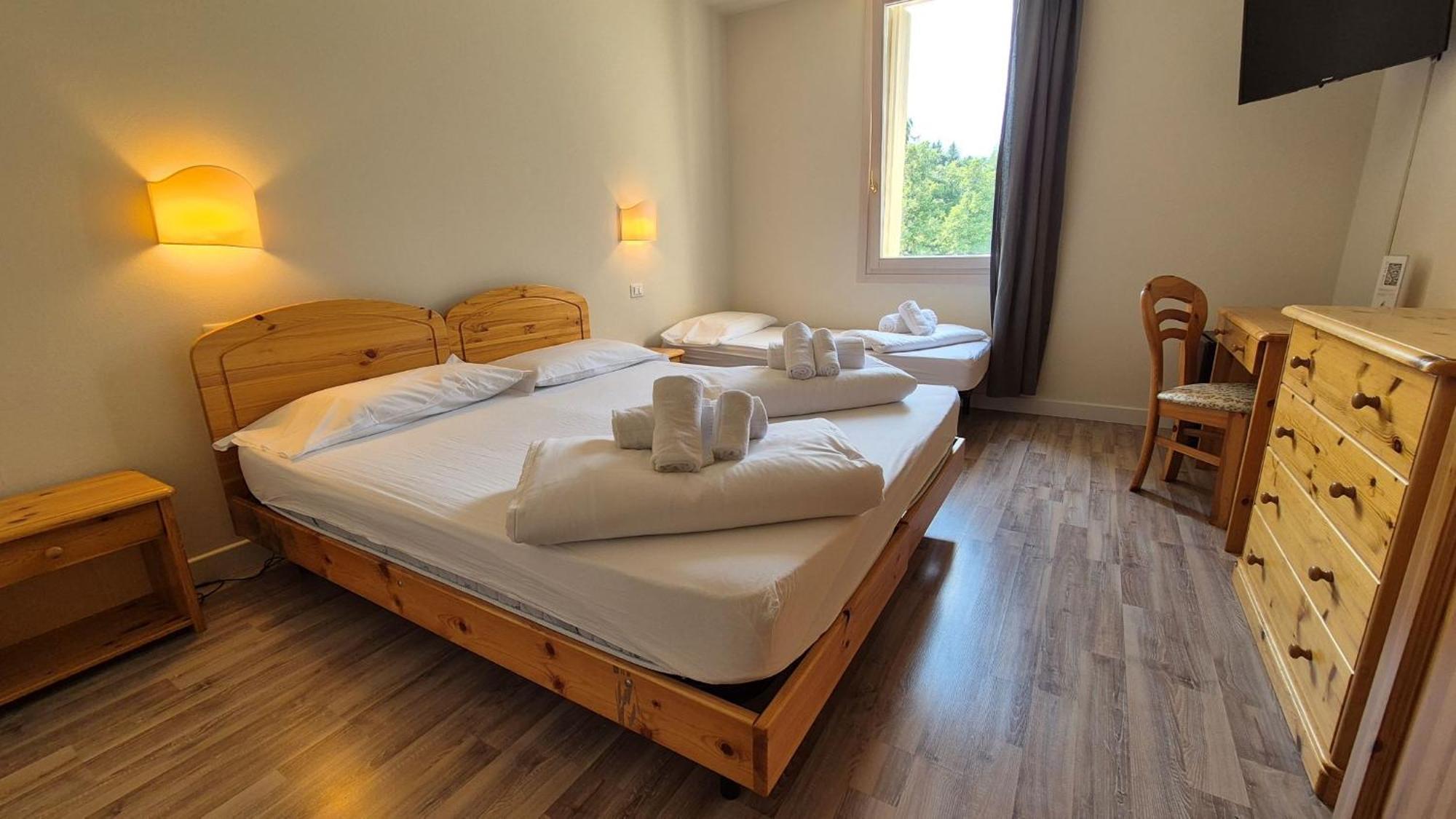 Hotel Saisera Вальбруна Екстер'єр фото
