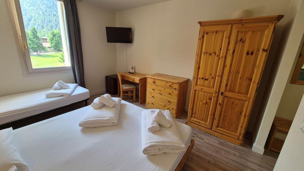 Hotel Saisera Вальбруна Екстер'єр фото