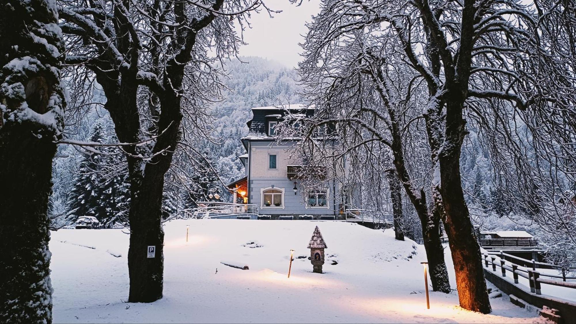 Hotel Saisera Вальбруна Екстер'єр фото